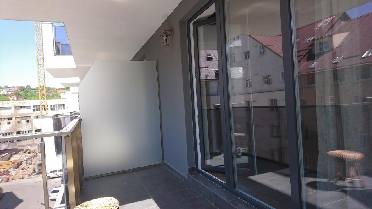 Iris Apartment